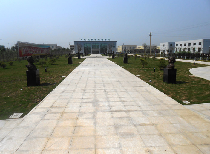 鹽城廣場(chǎng)人物肖像雕塑-(4).jpg 鹽城廣場(chǎng)人物肖像雕塑-(4).jpg